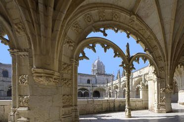 Manueline ornamentation in the cloister, Monastery of the Hieronymites (Mosteiro dos Jeronimos), UNESCO World Heritage Site, Belem, Lisbon, Portugal, Europe - RHPLF18450