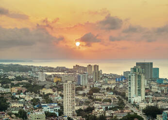 Vedado bei Sonnenuntergang, Blick von oben, Havanna, Provinz La Habana, Kuba, Westindien, Mittelamerika - RHPLF18470