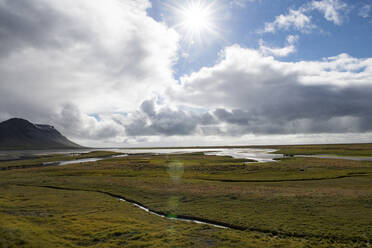 Wunderschöne Landschaftskulisse der Westfjorde, Island - NEKF00064