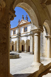 Micha-Kreuzgang, Innenhof, Schloss und Kloster des Christusordens (Convento do Cristo), UNESCO-Weltkulturerbe, Tomar, Bezirk Santarem, Portugal, Europa - RHPLF18533