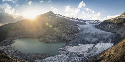 Schweiz, Wallis, Obergoms, Rhonegletscher mit Gletscherzungensee - MSUF00324