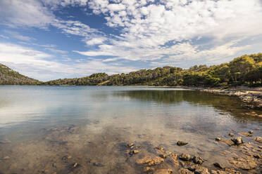 Landschaft mit See - MSUF00381