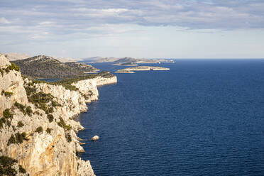 Cliffs and sea - MSUF00383