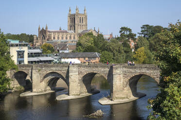 Kathedrale, alte Brücke und Fluss Wye, Hereford, Herefordshire, England, Vereinigtes Königreich, Europa - RHPLF18578