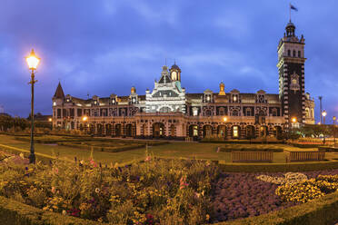 Bahnhof Dunedin, Architekt George Alexander Troup, Dunedin, Otago, Südinsel, Neuseeland, Pazifik - RHPLF18660