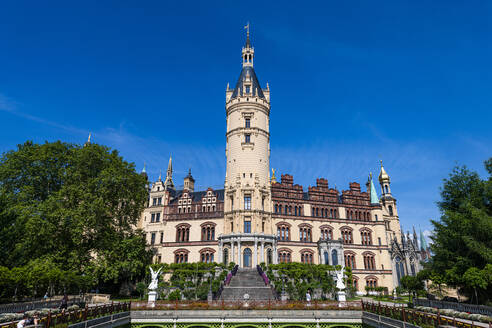 Schweriner Schloss, Schwerin, Mecklenburg-Vorpommern, Deutschland, Europa - RHPLF18792