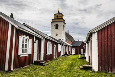 Rot gestrichene Häuschen, UNESCO-Weltkulturerbe, Kirchenstadt Gammelstad, Lulea, Schweden, Skandinavien, Europa - RHPLF18815