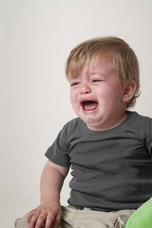 Baby boy crying - ISPF00007