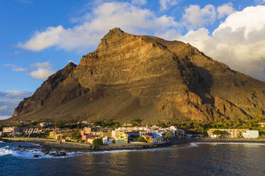 Town and mountain on island surrounded with sea - SIEF10077