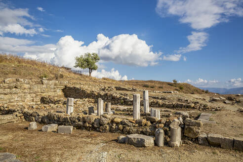 Albanien, Kreis Vlore, Finiq, Ruinen der antiken griechischen Stadt Phoenice - MAMF01528