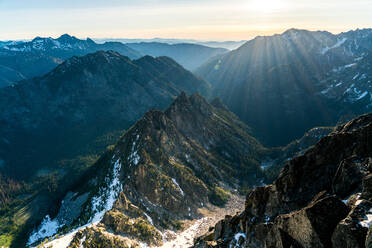 Nordkaskaden Washington Berge bei Sonnenaufgang - CAVF91743