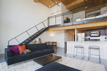 Open-plan apartment, showcase interior - MINF15580