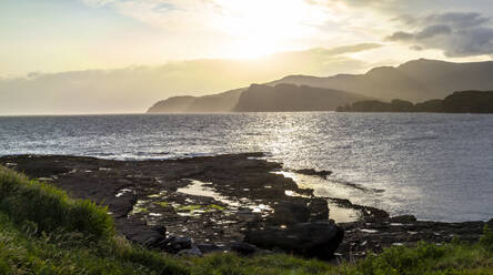 Irland, Donegal, Kilcar, Meer und Küstenlinie - BIGF00083