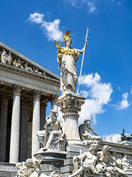 Österreich, Wien, Pallas-Athene-Brunnen vor dem Parlamentsgebäude - AMF09012