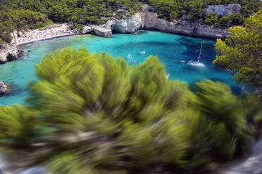 Bucht der Insel Menorca im Sommer - DSGF02364