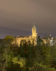 Parcs de la Petrusse against Musee de la Banque at night, Luxembourg City, Luxembourg - AHF00319