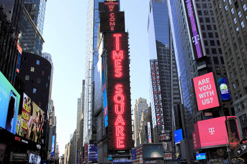 Times Square, Manhattan, New York City, New York, Vereinigte Staaten von Amerika, Nordamerika - RHPLF19056