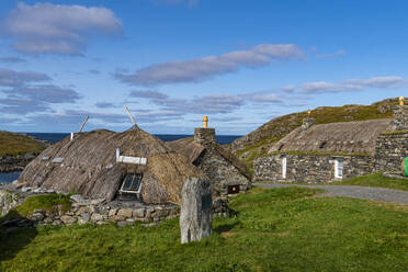 Gearrannan Blackhouse Village, Isle of Lewis, Äußere Hebriden, Schottland, Vereinigtes Königreich, Europa - RHPLF19175