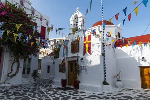 Die weiß getünchte Altstadt von Horta, Mykonos, Kykladen, Griechische Inseln, Griechenland, Europa - RHPLF19198