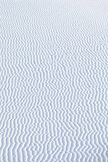 Weißes Sandmuster im White Sands National Park - CAVF92369