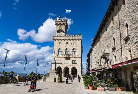 Palazzo Pubblico, Historisches Zentrum, UNESCO-Weltkulturerbe, San Marino, Europa - RHPLF19291