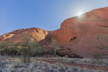 Australien, Northern Territory, Wüstenlandschaft des Uluru Kata Tjuta National Park - FOF12064