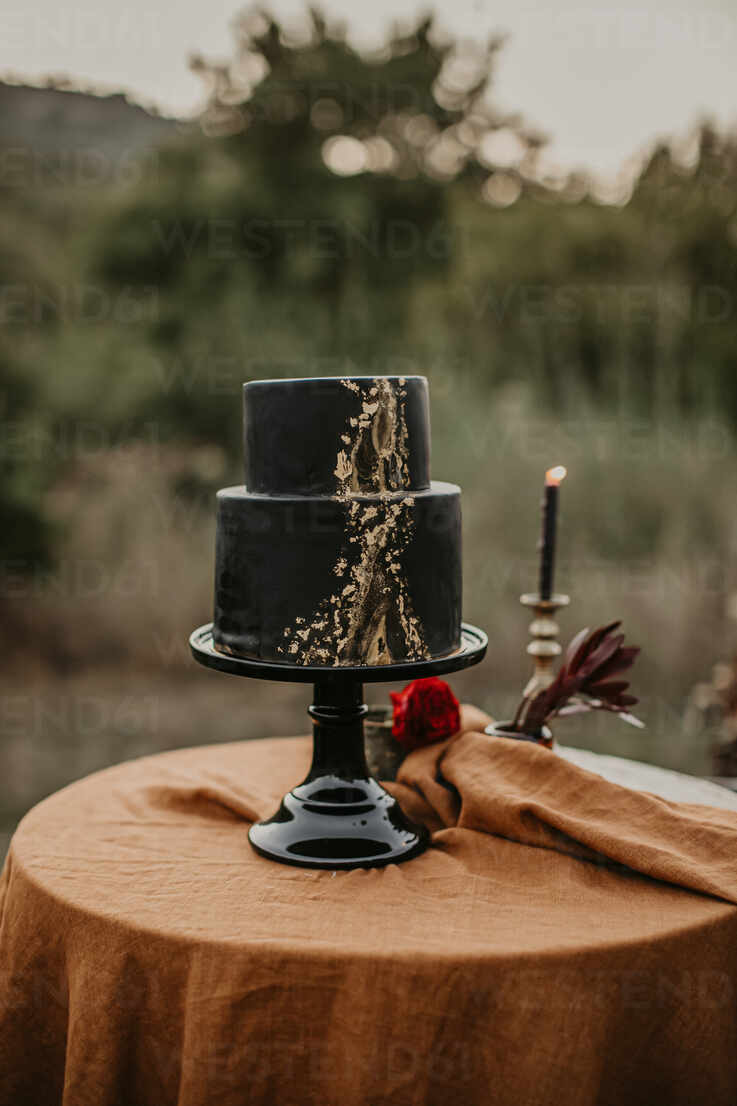 Barb Moeller Photography - Cake by Creative Cakes in Chinchilla | Facebook