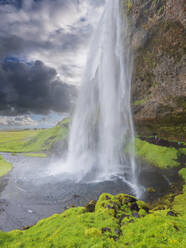 Langzeitbelichtung des Wasserfalls Seljalandsfoss - LAF02691