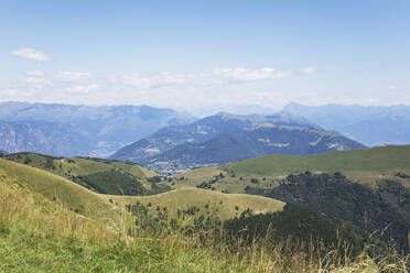 Blick vom Gipfel des Monte Generoso im Sommer - GWF06942