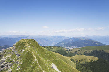 Blick vom Gipfel des Monte Generoso im Sommer - GWF06945