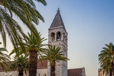 Kroatien, Gespanschaft Split-Dalmatien, Trogir, Glockenturm der Kirche des Heiligen Dominikus - MAMF01698