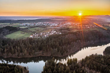 Sonnenaufgang über dem Schwäbischen Wald, Baden Württemberg, Deutschland - STSF02905