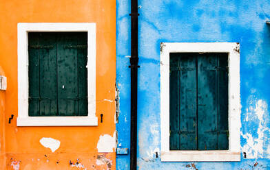 Farbenfrohe Fischerhäuser in Burano, Stadt Venedig, Venetien, Italien, Europa - RHPLF19580