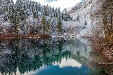 Lake in mountains between autumn and winter - CAVF93890