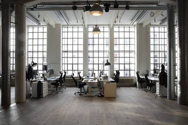 Empty desks at creative office - MASF23346