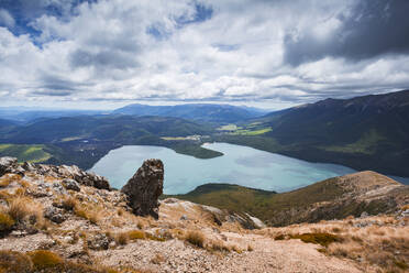 Neuseeland, Tasmanischer Bezirk, Blick auf die Wolken über dem Rotoiti-See - WVF01987