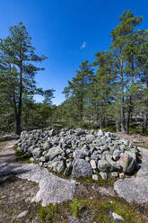 Finnland, Rauma, Bronzezeitliche Grabstätte von Sammallahdenmaki - RUNF04445