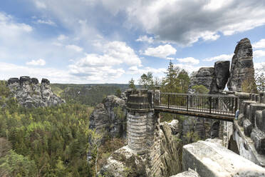 Germany, Saxony, Bestei bridge in Elbe Sandstone Mountains - ASCF01578