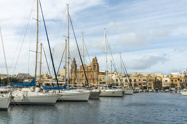 Malta, Zentralregion, Msida, Yachten im Stadthafen vertäut - TAMF02970