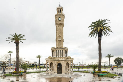 Izmir Clock Tower with palm trees at Konak square during winter, Izmir, Turkey - TAMF03006