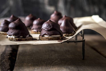 Homemade chocolate marshmallows - SBDF04487