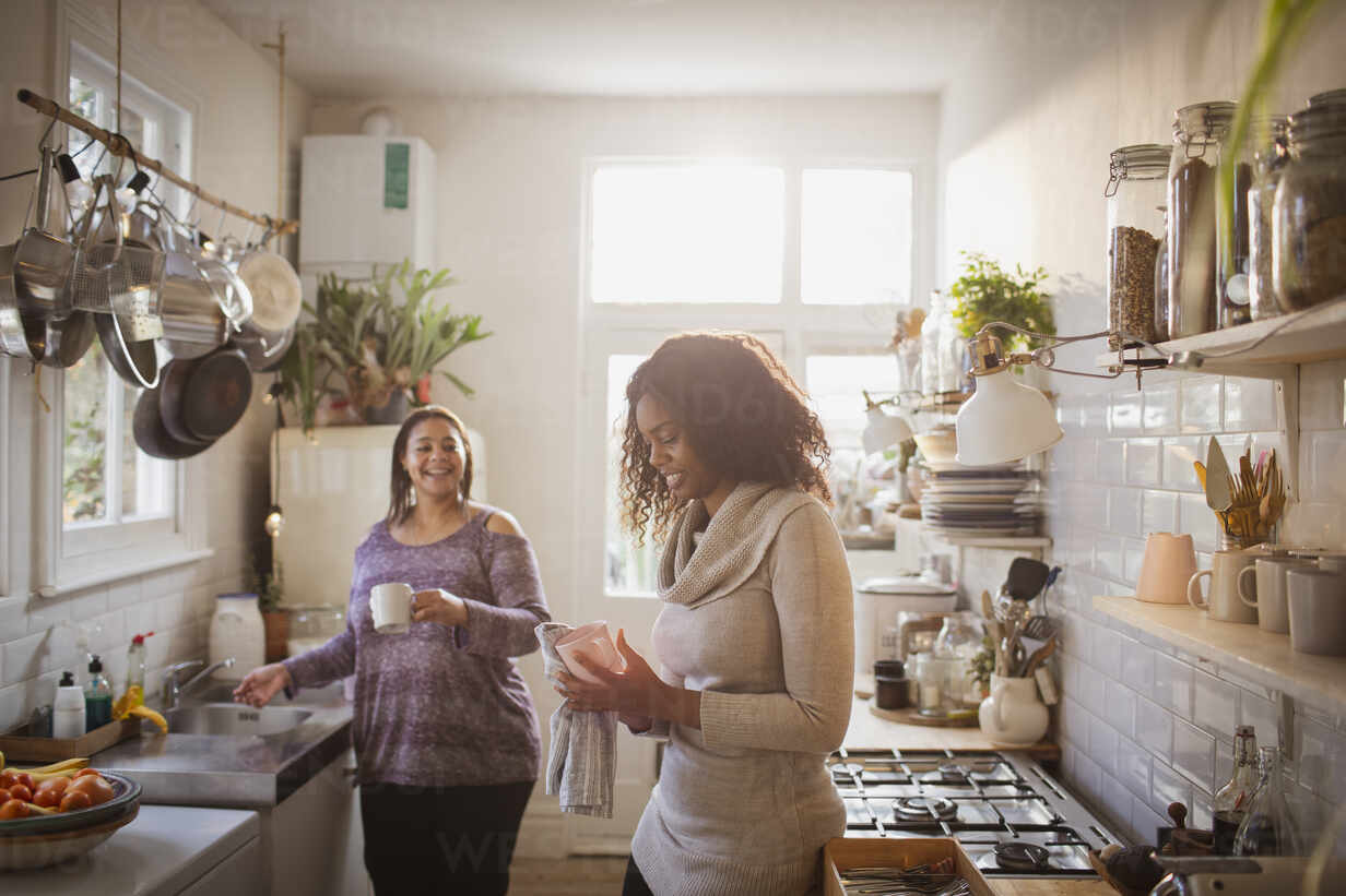 Doing Dishes Royalty-Free Images, Stock Photos & Pictures