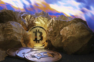 Glänzende Bitcoins inmitten von Goldnuggets - SEBF00315