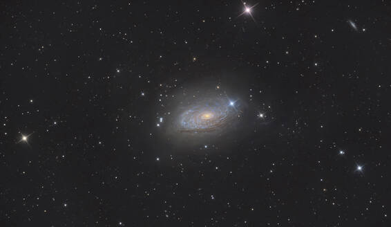 Astrophotographie der Spiralgalaxie Messier 63 im Sternbild Canes Venatici - THGF00086