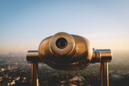 Close up of coin viewer with the City of Los Angeles in the distance - CAVF94340