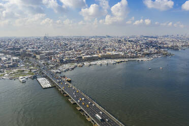 Turkey, Istanbul, Aerial view of traffic along Ataturk Bridge - TAMF03118