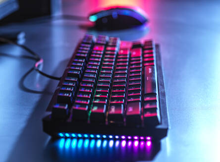 Esports wired keyboard on table - ABRF00893