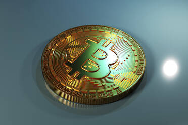 Dreidimensionales Rendering einer einzelnen goldenen Bitcoin - SPCF01484