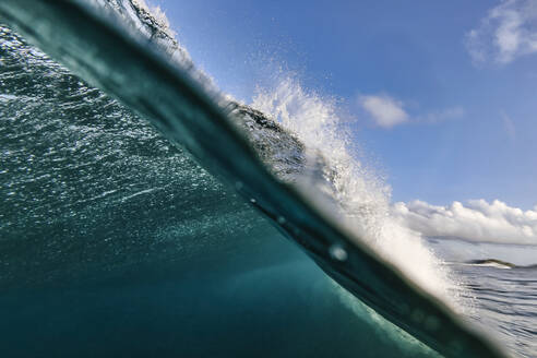 Underwater view of ocean wave - KNTF06259