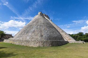 The Maya ruins of Uxmal, UNESCO World Heritage Site, Yucatan, Mexico, North America - RHPLF20154